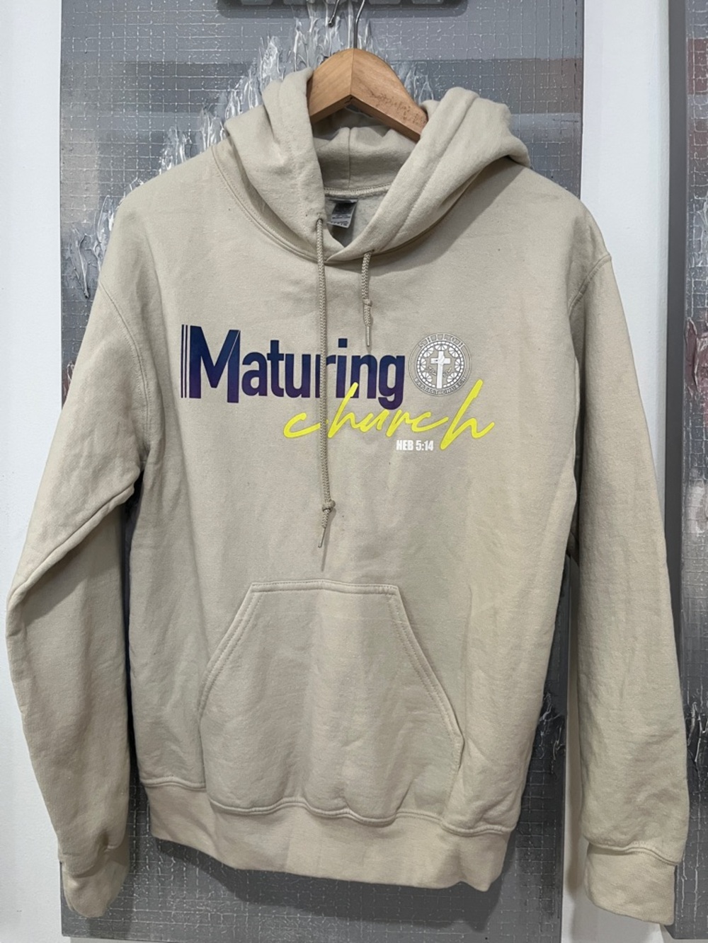 Gildan Cream Pullover Hoodie with Drawstring